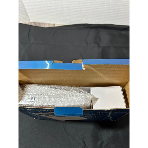 Midland WR 100 Weather Radio - Picture 4 of 7